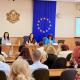 Заместник-министър Надя Клисурска: Институциите трябва да се задействат преди детето да е в риск.
